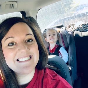 Meet your Posher, Nicole